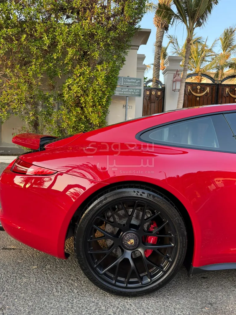 2015 بورش 911 كاريرا جي تي اس