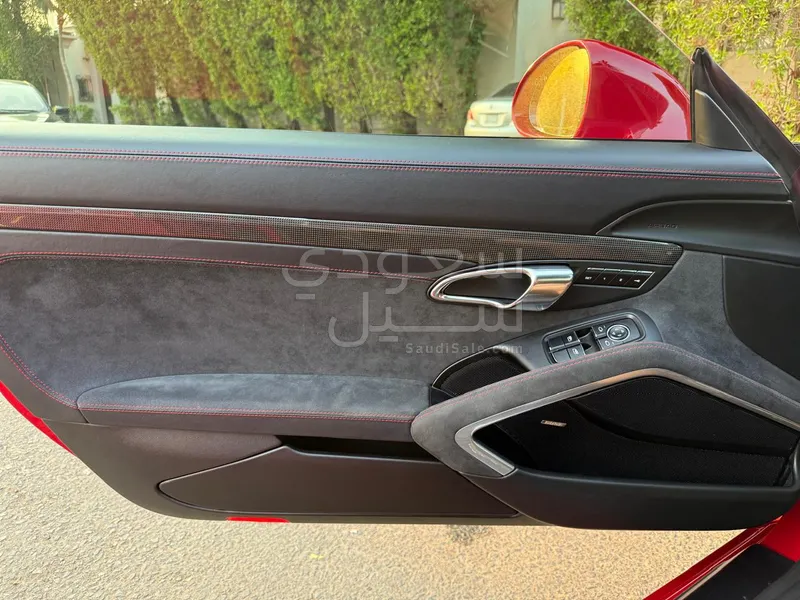 2015 بورش 911 كاريرا جي تي اس