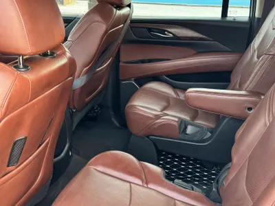 2015 كاديلاك اسكاليد بلاتينيوم