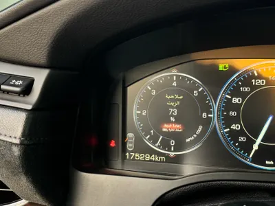 2015 كاديلاك اسكاليد بلاتينيوم