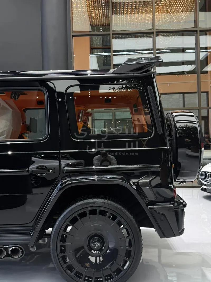 2025 مرسيدس - بنز جي برابوس 800