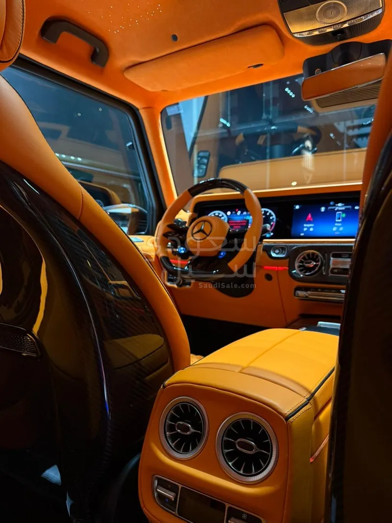 2025 مرسيدس - بنز جي برابوس 800