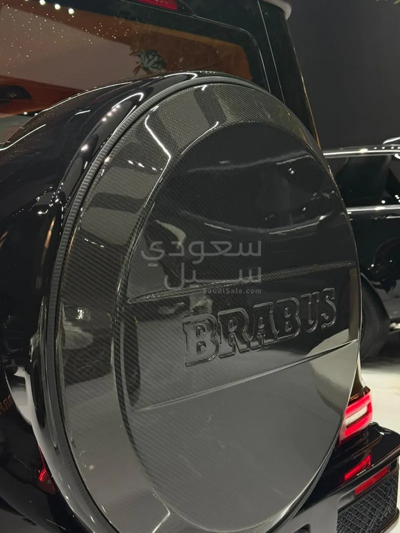 2025 مرسيدس - بنز جي برابوس 800