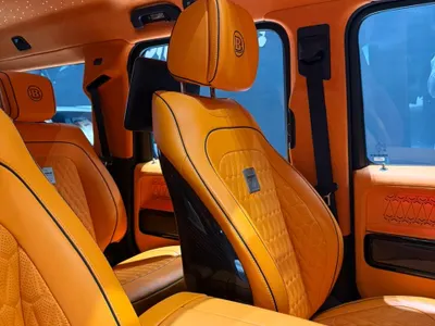 2025 مرسيدس - بنز جي برابوس 800