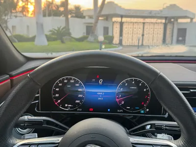 2025 مرسيدس - بنز إي 300