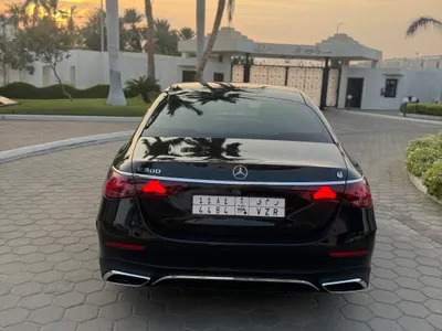2025 مرسيدس - بنز إي 300