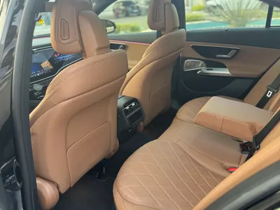 2025 مرسيدس - بنز إي 300