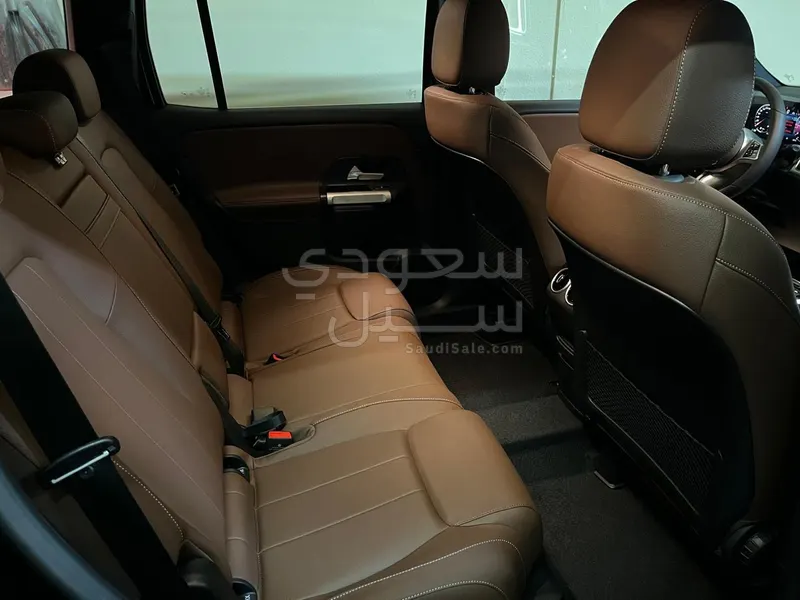 2025 مرسيدس - بنز جي إل بي 200