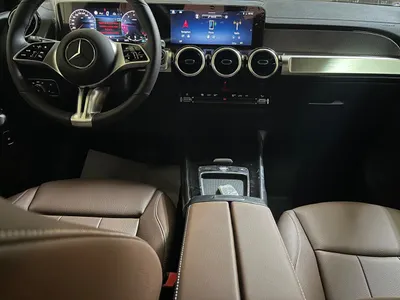 2025 مرسيدس - بنز جي إل بي 200