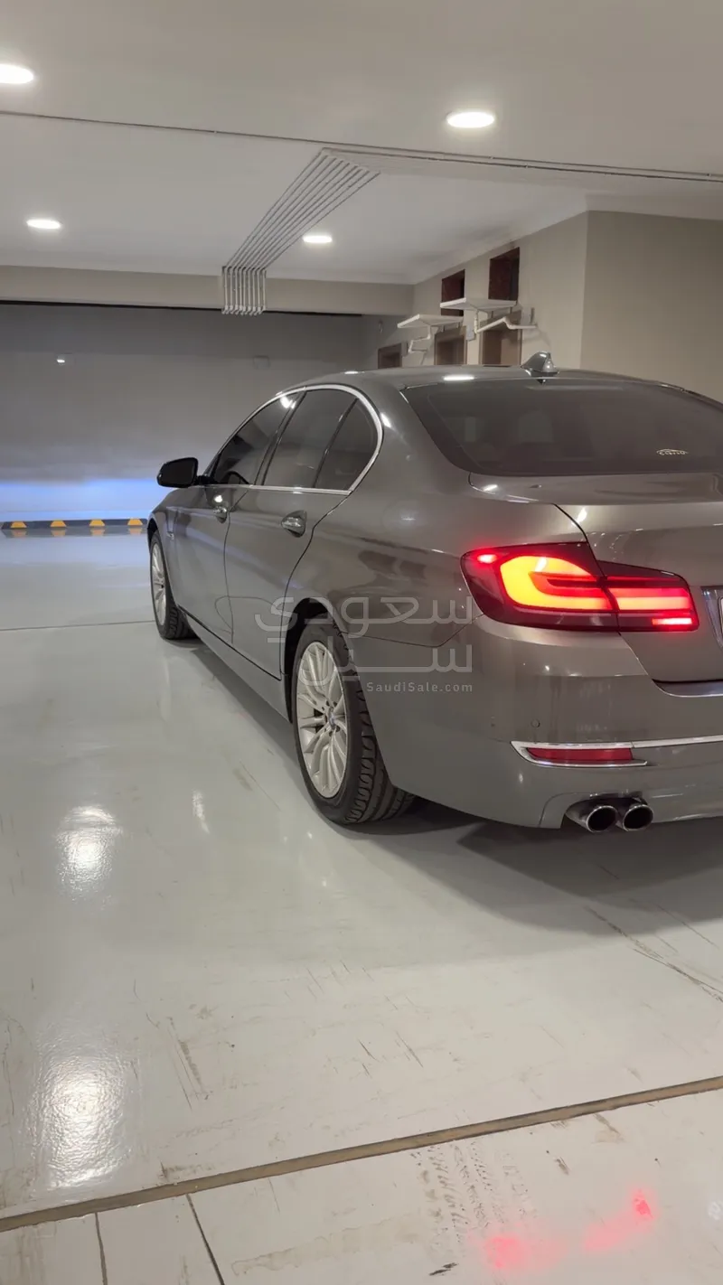 2015 بي ام دبليو الفئة الخامسة 520 أي