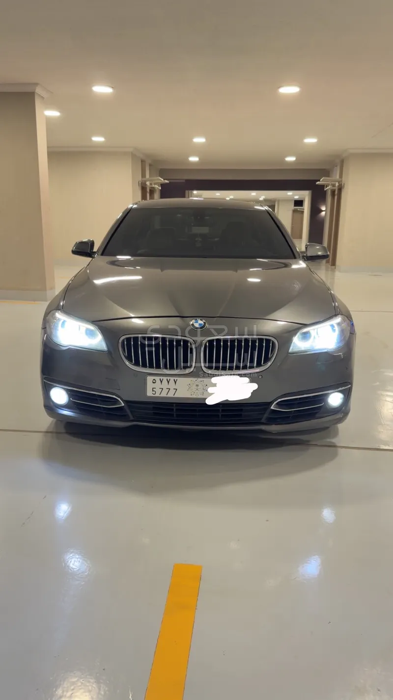 2015 بي ام دبليو الفئة الخامسة 520 أي