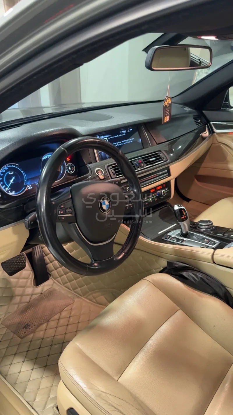 2015 بي ام دبليو الفئة الخامسة 520 أي