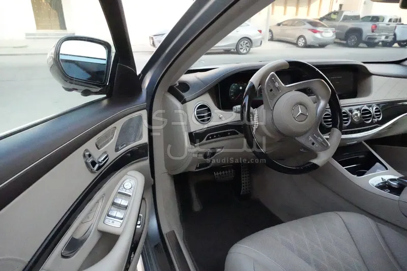 2019 مرسيدس - بنز إس 560