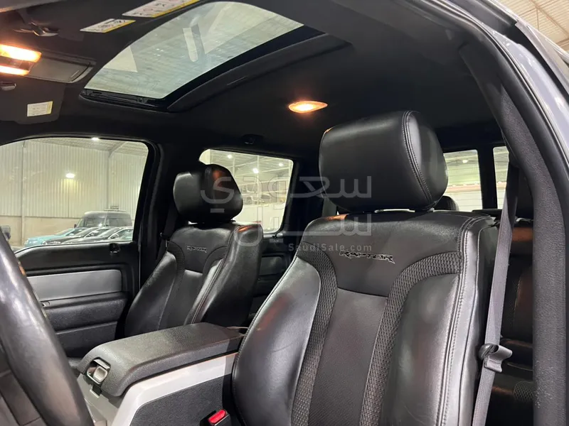 2014 فورد اف 150 اس في تي رابتر