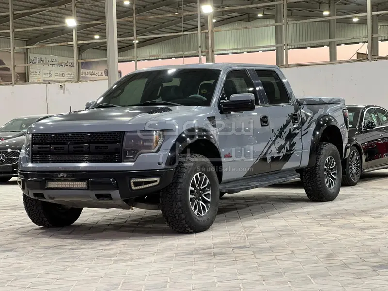 2014 فورد اف 150 اس في تي رابتر