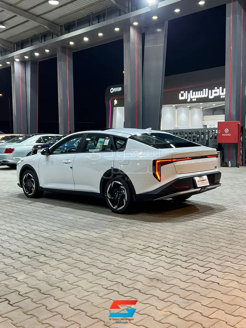 2026 كيا كاي 4