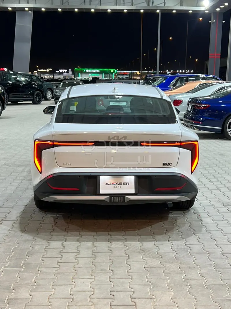 2026 كيا كاي 4