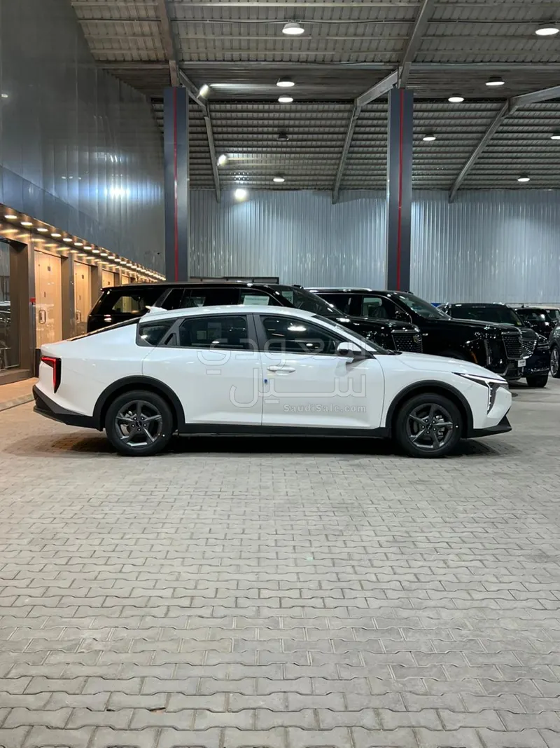 2026 كيا كاي 4