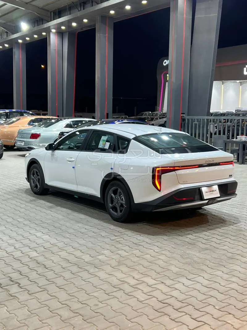 2026 كيا كاي 4