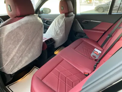 2026 بي ام دبليو الفئة الخامسة 520 أي إم كت