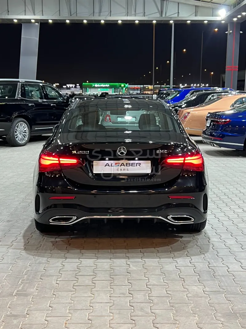 2026 مرسيدس - بنز أي 200