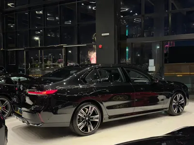 2026 بي ام دبليو الفئة السابعة 735أي