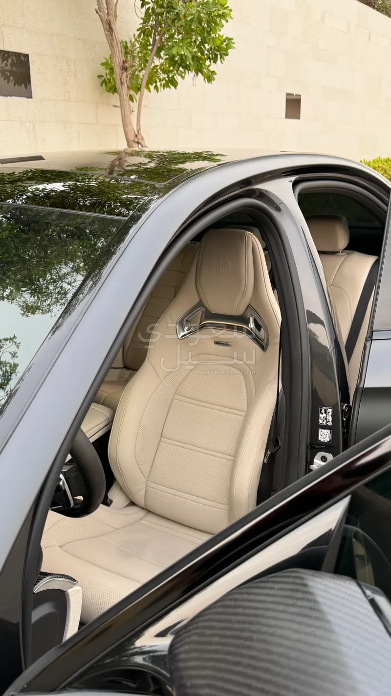 2021 مرسيدس - بنز إي 63إس أي إم جي