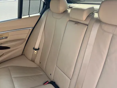 2018 بي ام دبليو الفئة الثالثة 320 أي