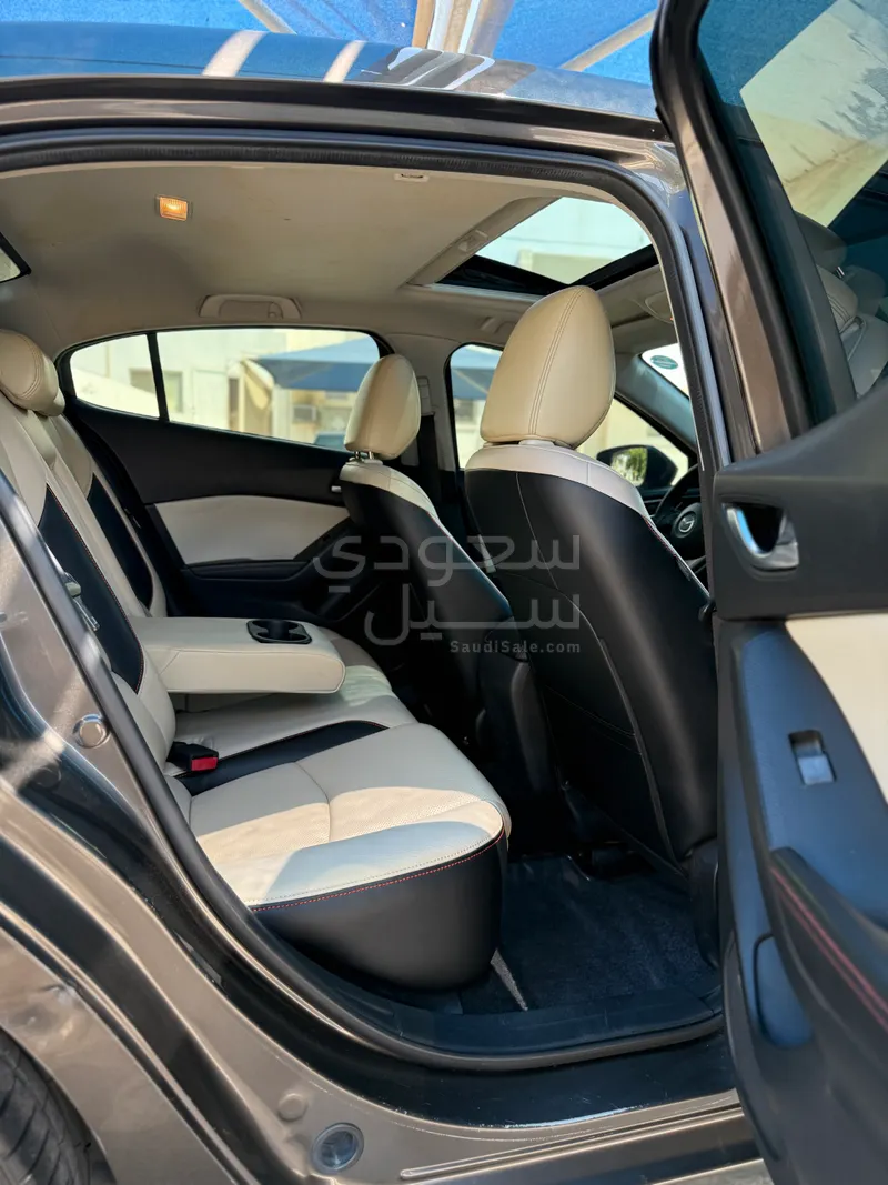 2016 مازدا مازدا 3