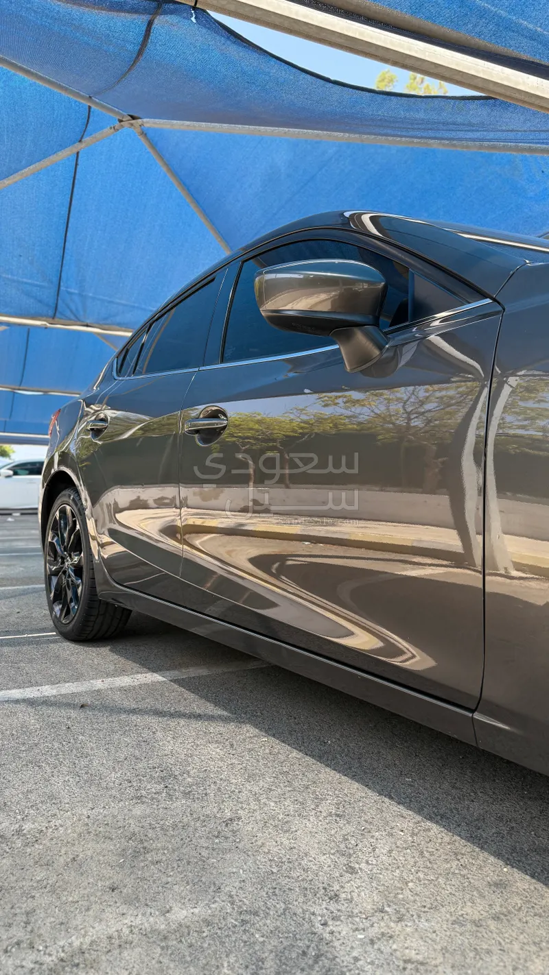 2016 مازدا مازدا 3