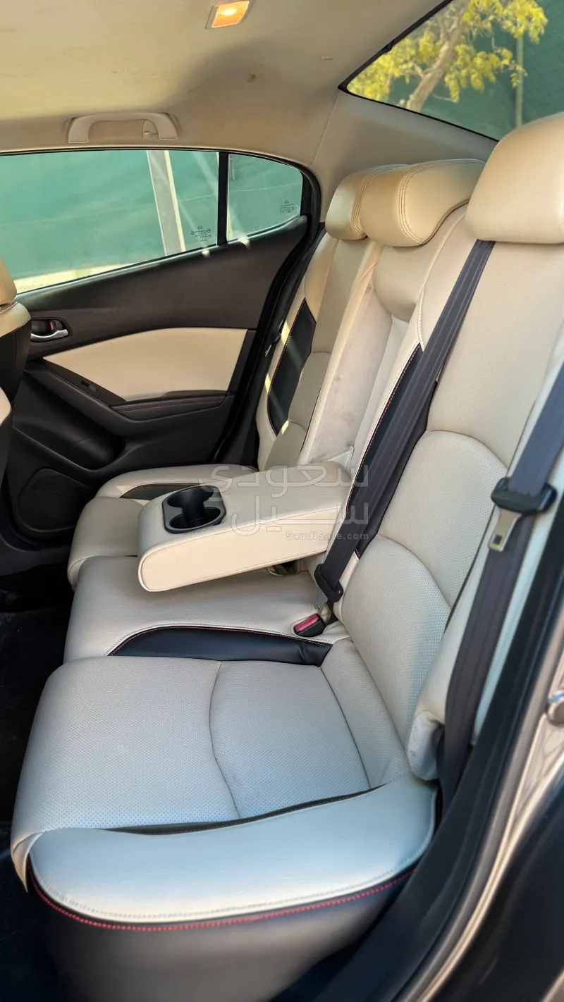 2016 مازدا مازدا 3