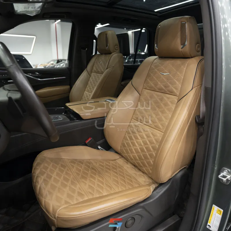 2023 كاديلاك اسكاليد سبورت