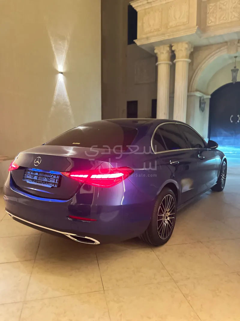 2024 مرسيدس - بنز سي 200