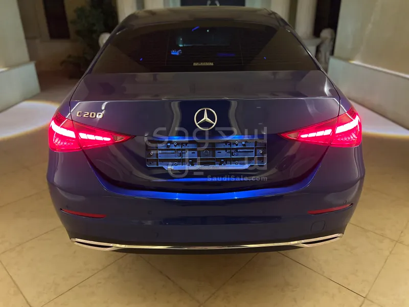 2024 مرسيدس - بنز سي 200