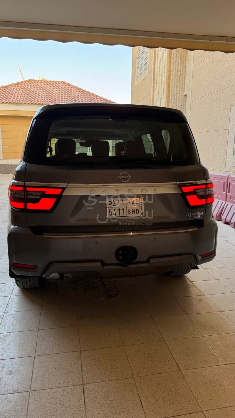2023 Nissan Patrol Titanium