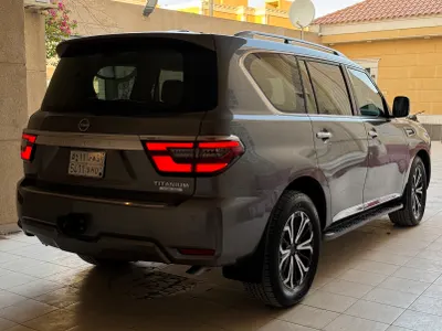 2023 Nissan Patrol Titanium