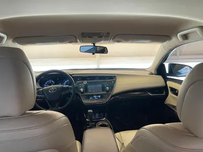 2015 تويوتا افالون