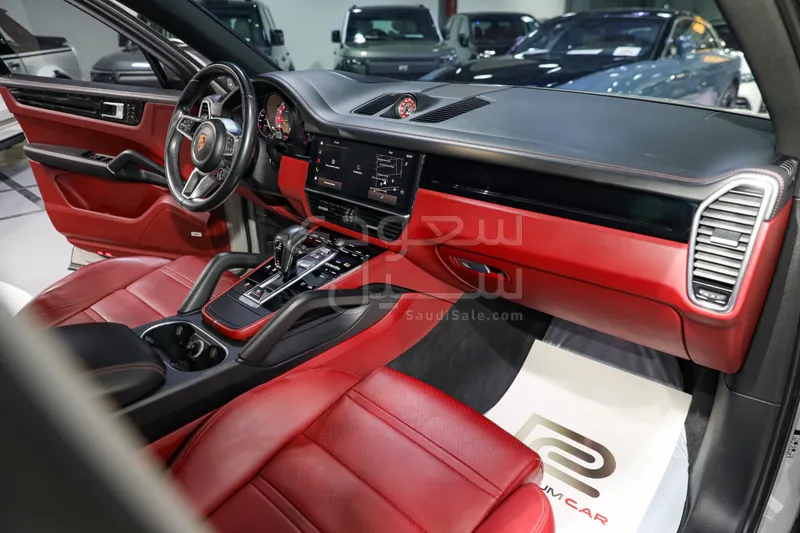 2022 Porsche Cayenne