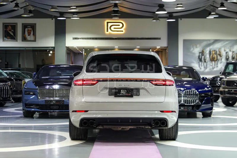 2022 Porsche Cayenne