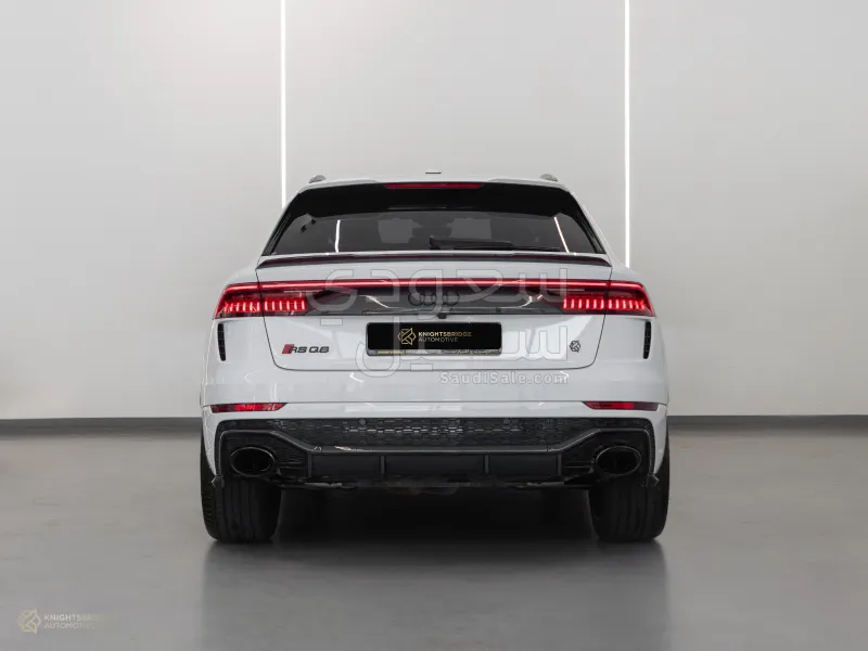 2023 Audi RS Q8