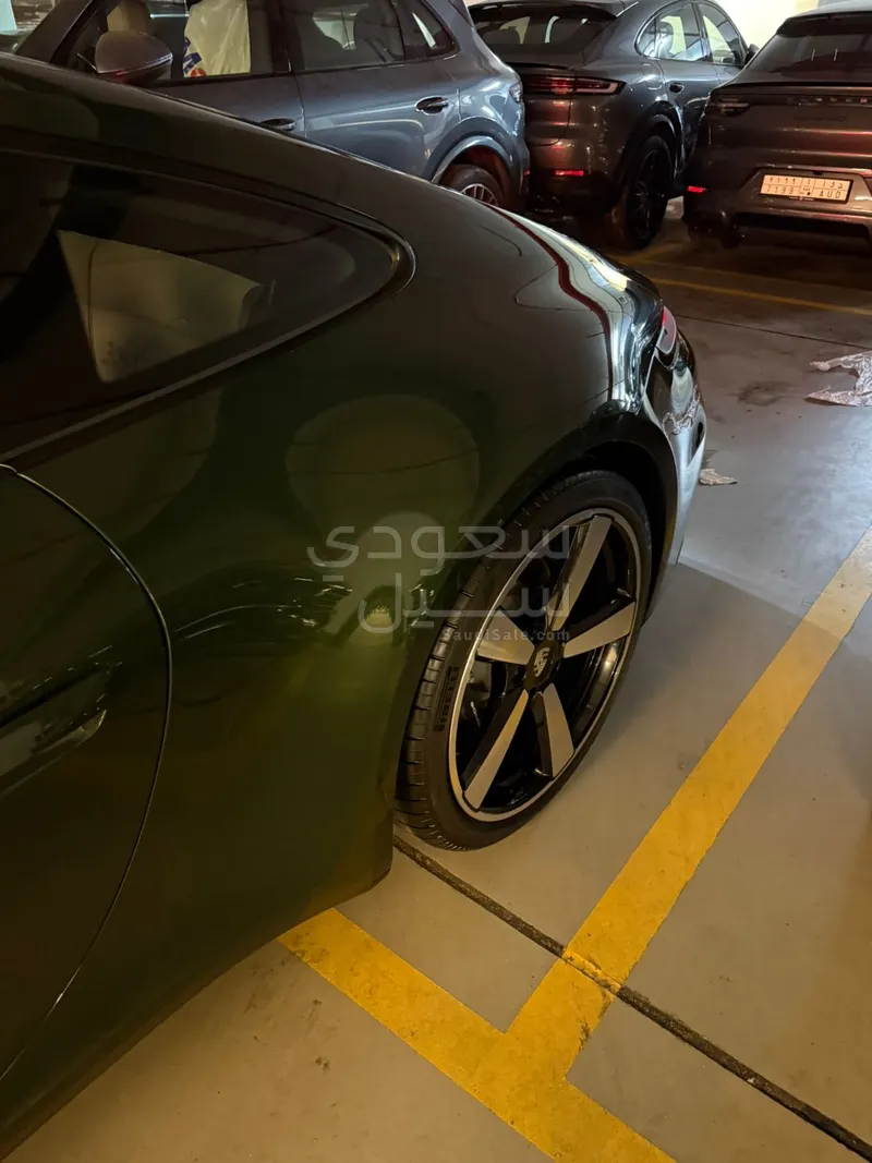 2026 بورش 911 كاريرا