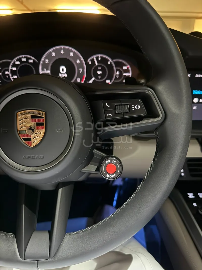 2026 بورش 911 كاريرا