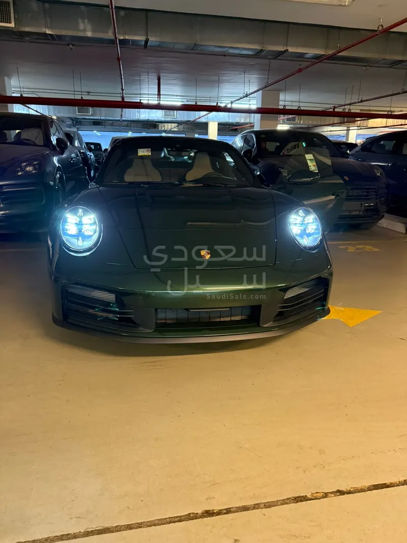 2026 بورش 911 كاريرا