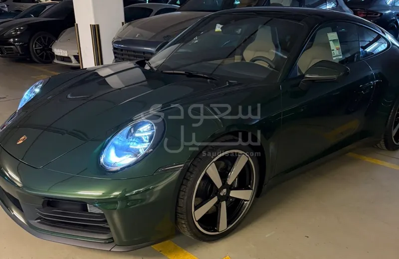 2026 بورش 911 كاريرا