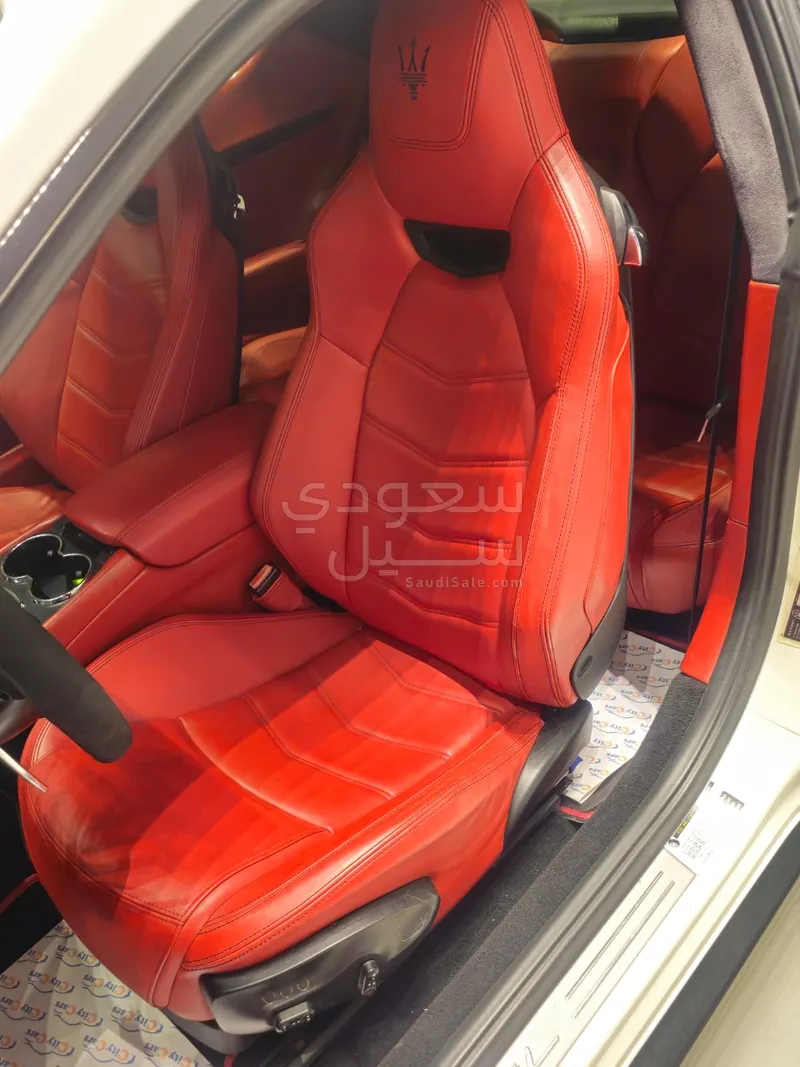 2014 Maserati GranTurismo