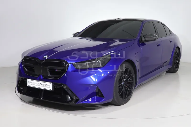 2025 بي ام دبليو الفئة ام إم 5