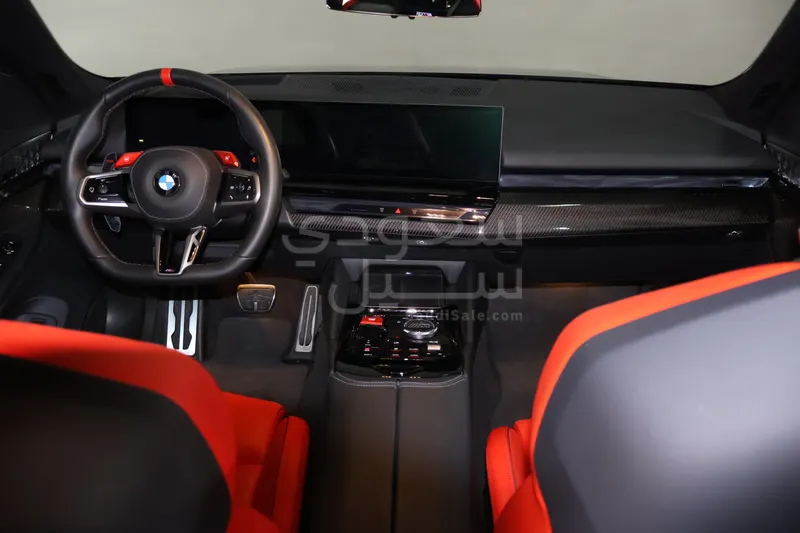 2025 بي ام دبليو الفئة ام إم 5