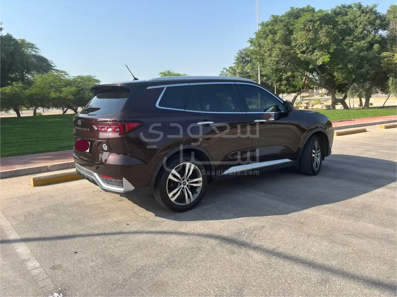 2023 فورد تيريتوري تيتانيوم بلس