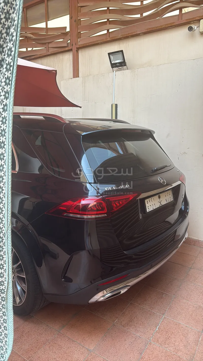 2021 مرسيدس - بنز جي إل إي 450 أي إم جي