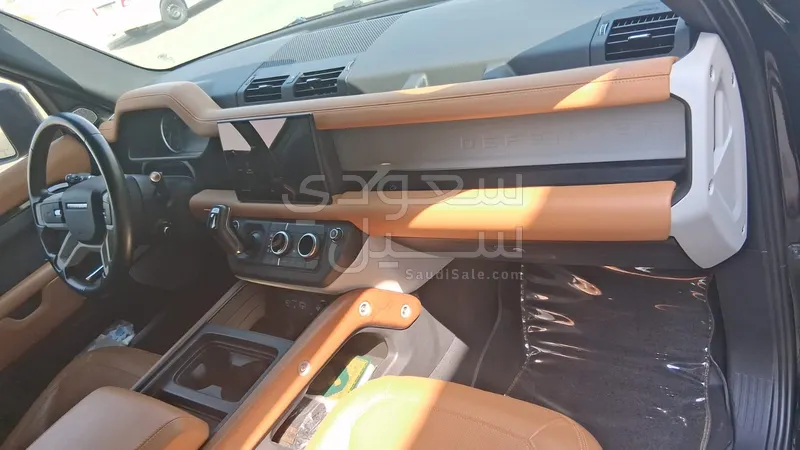 2023 لاند روفر ديفيندر 130